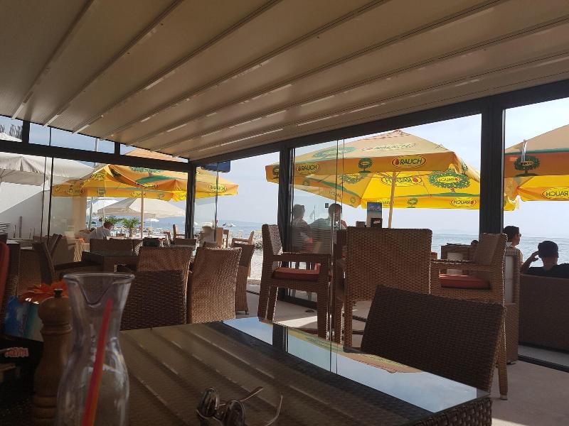 Sunset Split Rooms - Teras