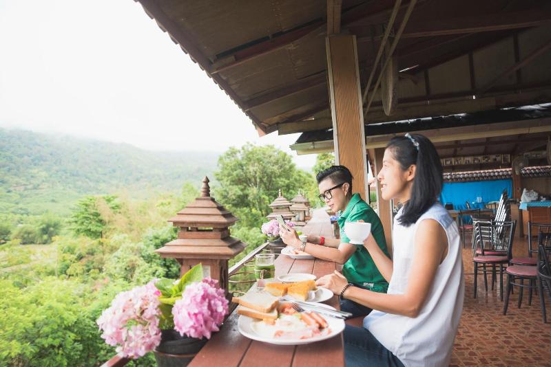 Phurua Bussaba Resort & Spa - Restoran
