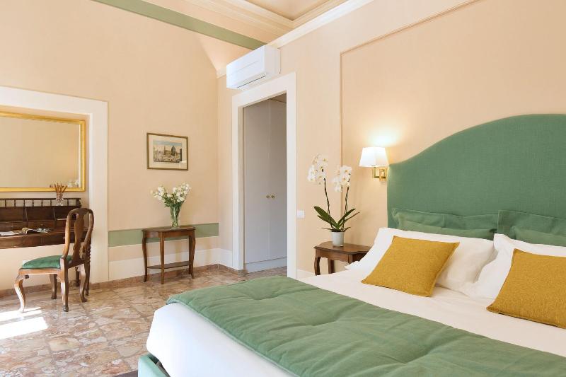 Cerretani Palace Luxury B&B - Oda