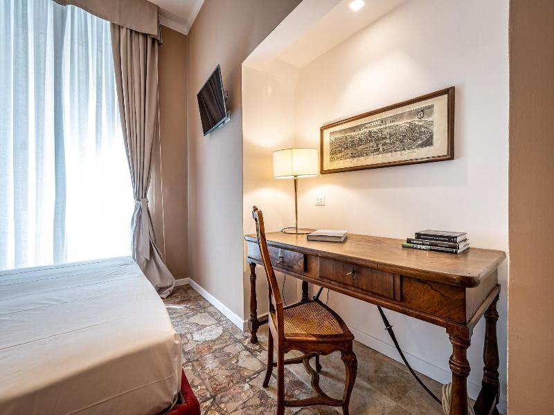 Cerretani Palace Luxury B&B - Oda