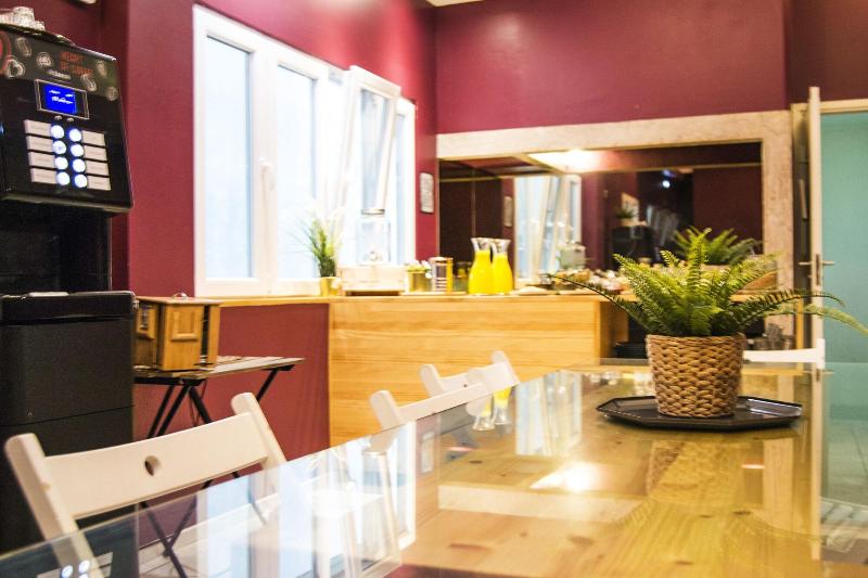 Avenue Rooms & Suites - Restoran
