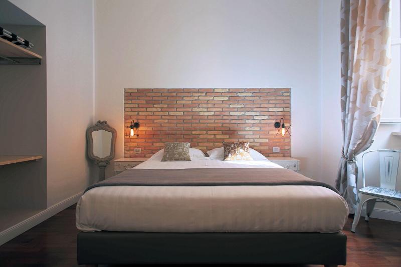 Trevi Contemporary Suite - Oda