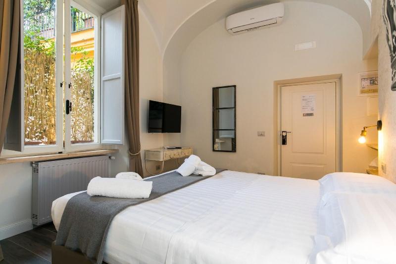 Trevi Contemporary Suite - Oda