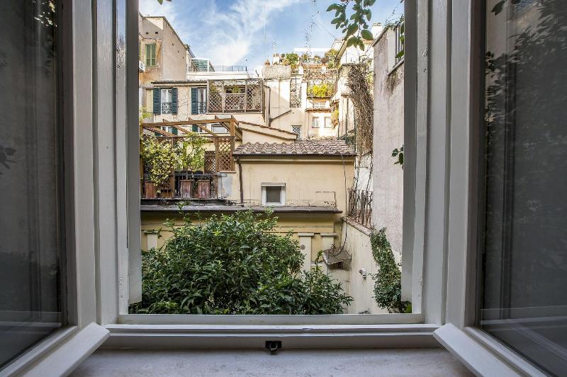 Trevi Contemporary Suite - Oda