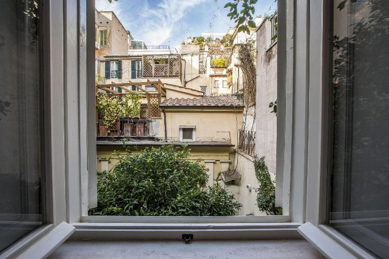 Trevi Contemporary Suite - Oda
