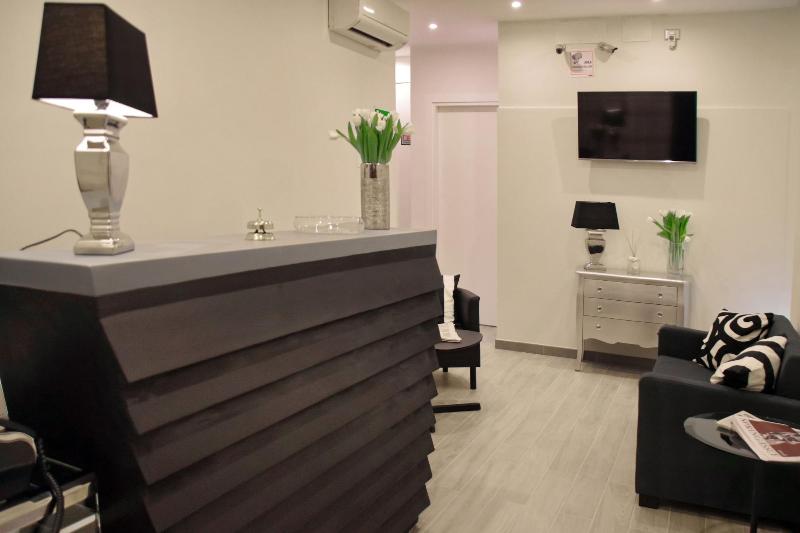 Gregori Guest House - Lobi