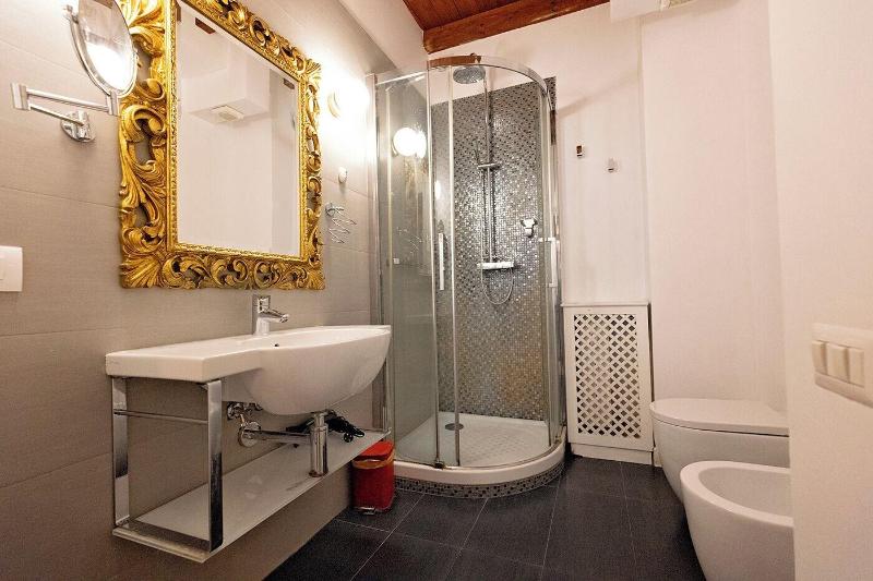 Casa Bella Pantheon Luxury Suite - Oda