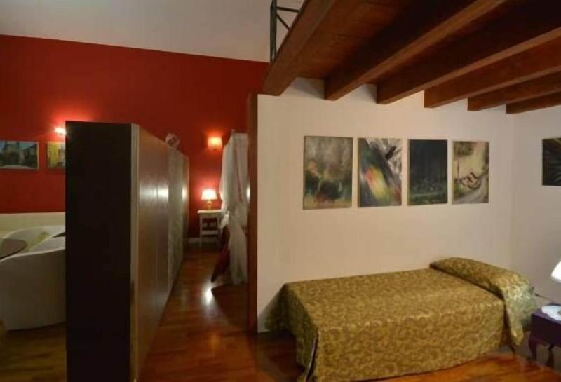 Casa Bella Pantheon Luxury Suite - Oda