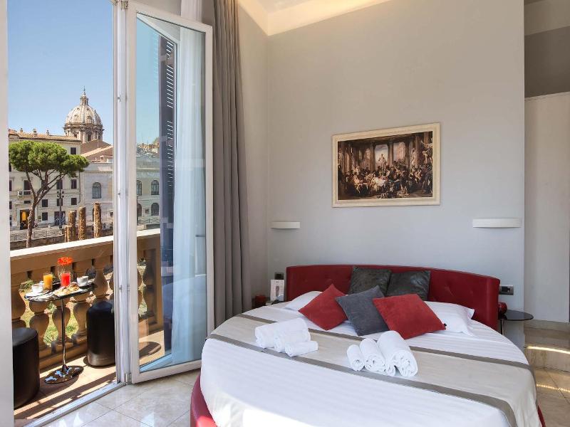 Pantheon Caesar Relais - Genel
