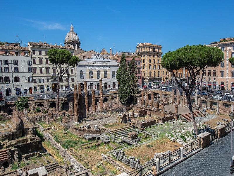 Pantheon Caesar Relais - Genel