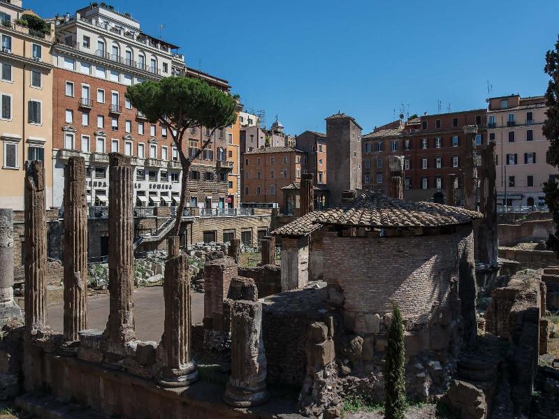Pantheon Caesar Relais - Genel