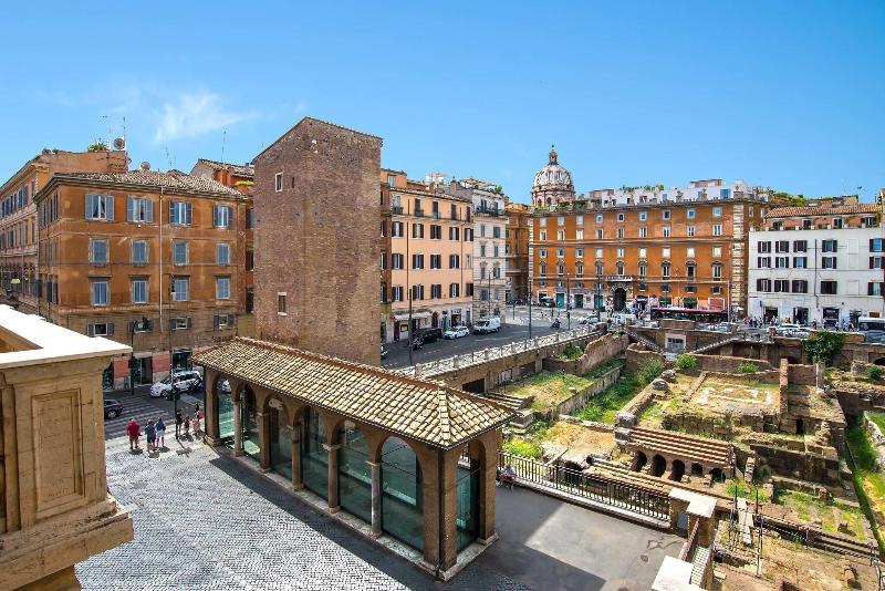 Pantheon Caesar Relais - Oda