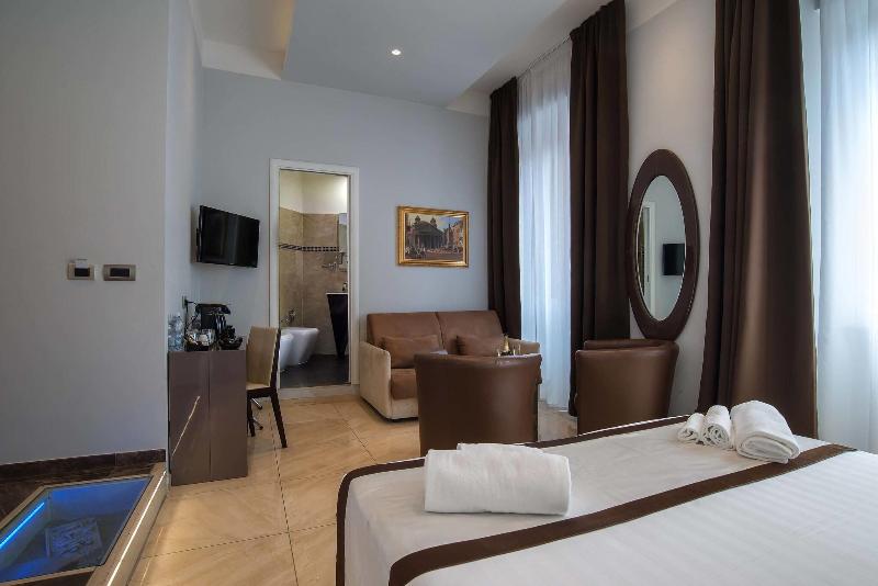 Pantheon Caesar Relais - Oda