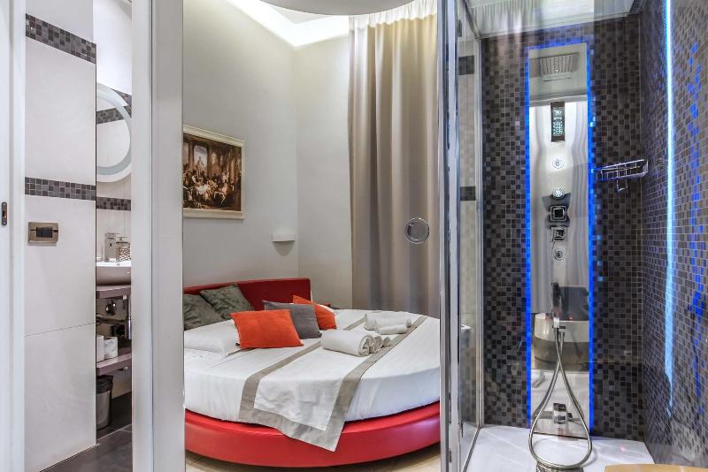 Pantheon Caesar Relais - Oda