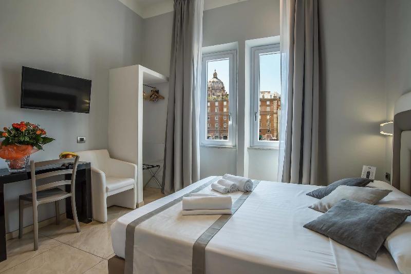 Pantheon Caesar Relais - Oda
