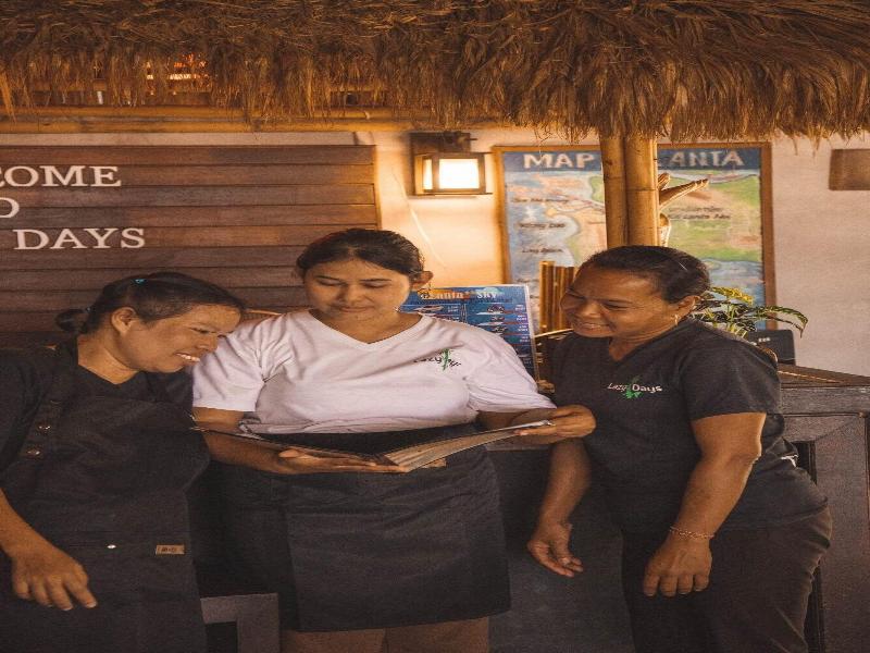 Lazy Days Bungalows - Lobi