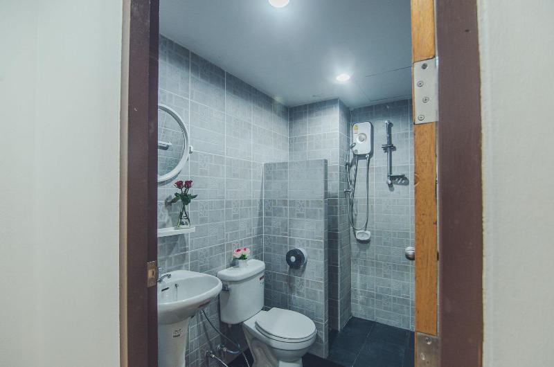 Lanta Nice Beach House - Oda
