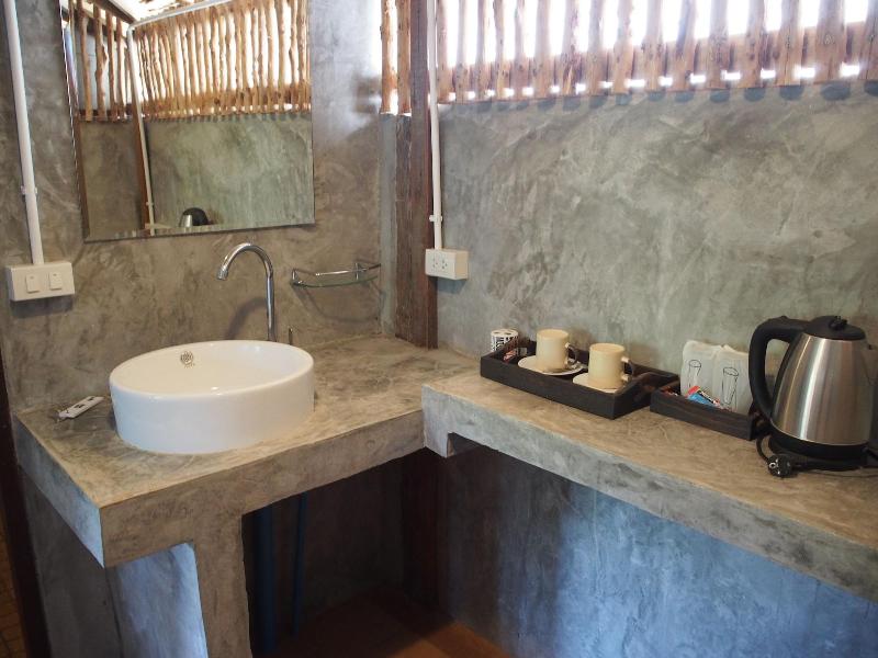 Lanta Happy Hill Resort - Oda