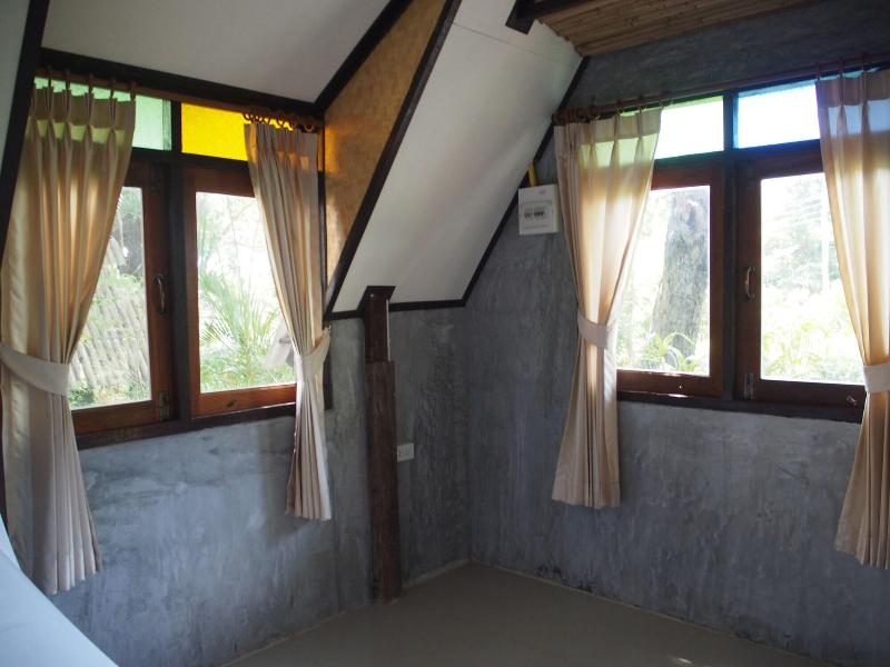 Lanta Happy Hill Resort - Oda