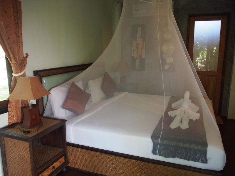 Lanta Happy Hill Resort - Oda