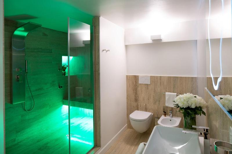 Via Del Corso Home - Oda