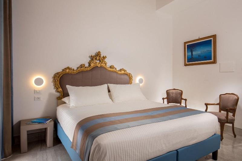 GCF LUXURY SUITES, Guest House - Oda