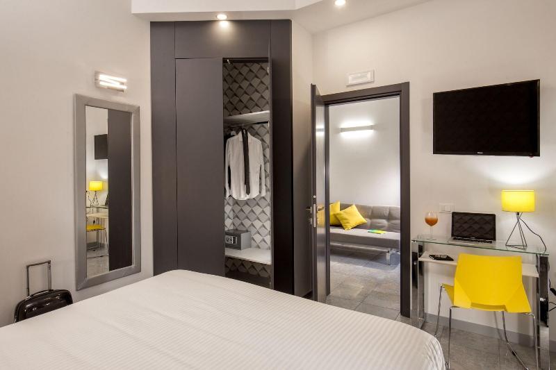 GCF LUXURY SUITES, Guest House - Oda