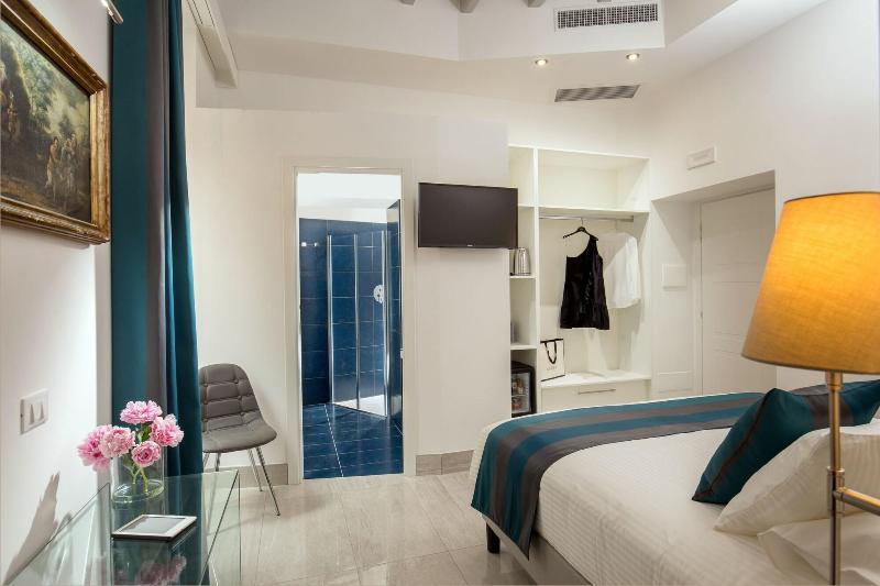 GCF LUXURY SUITES, Guest House - Oda
