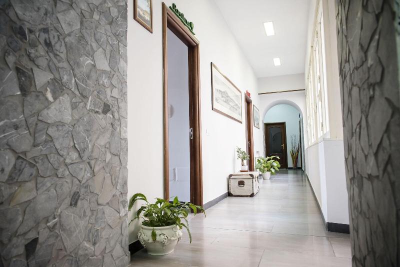 B&B Le 4 Stagioni Dante's Suites - Lobi