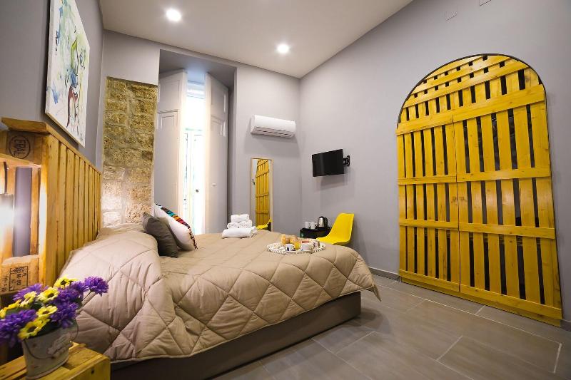 B&B Le 4 Stagioni Dante's Suites - Oda