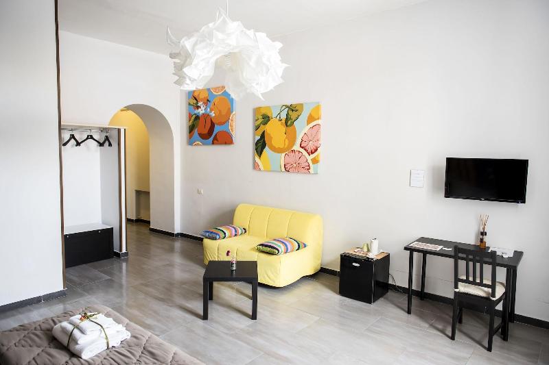 B&B Le 4 Stagioni Dante's Suites - Oda