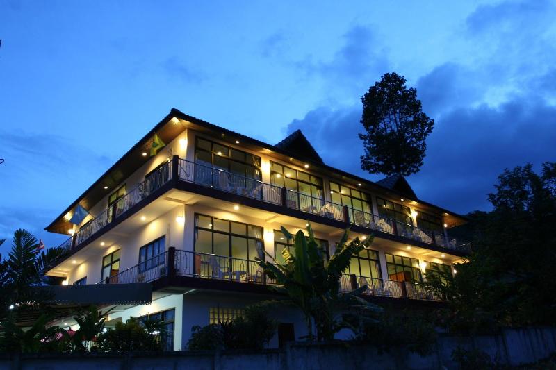 Bt Mansion - Genel