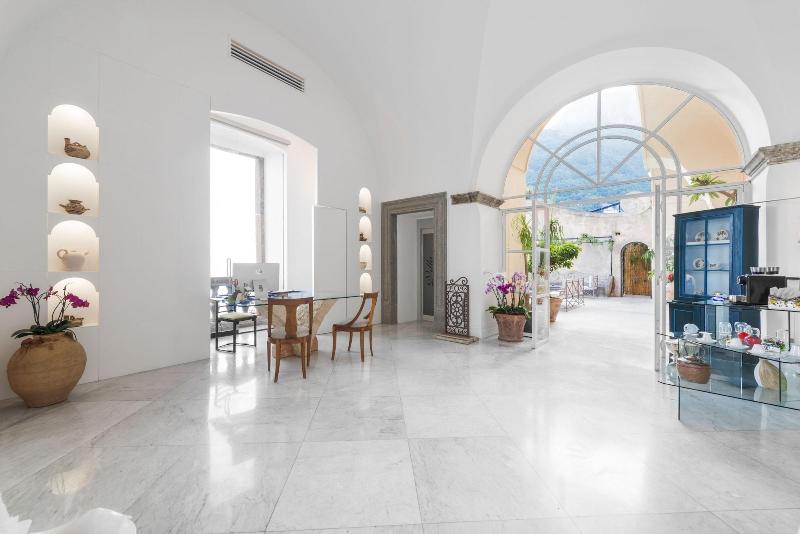 Villa Magia - Lobi