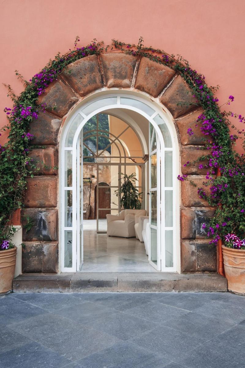 Villa Magia - Genel