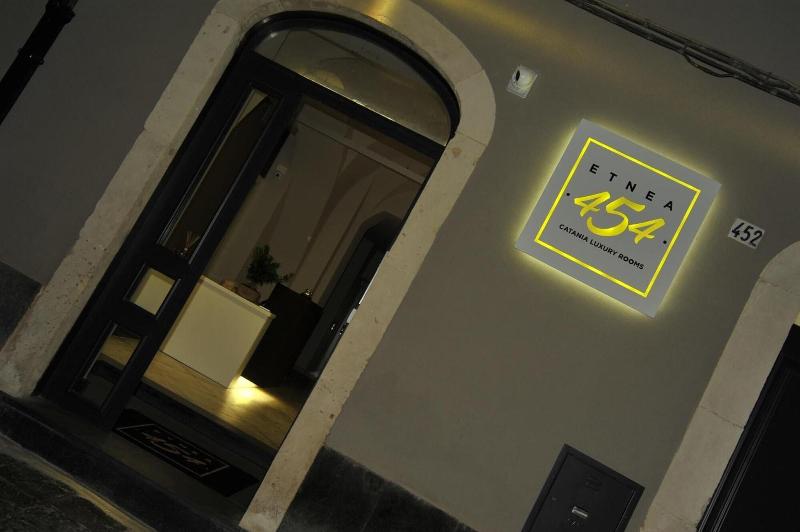 Etnea 454   Catania Luxury Rooms - Lobi