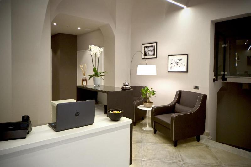 Etnea 454   Catania Luxury Rooms - Lobi