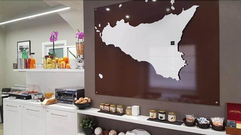 Etnea 454   Catania Luxury Rooms - Restoran