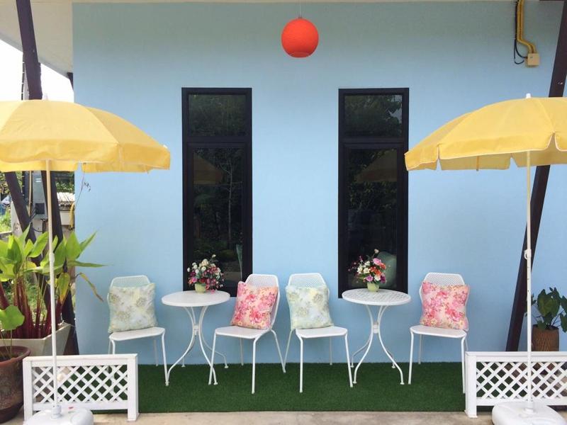 Banana Place Resort - Teras