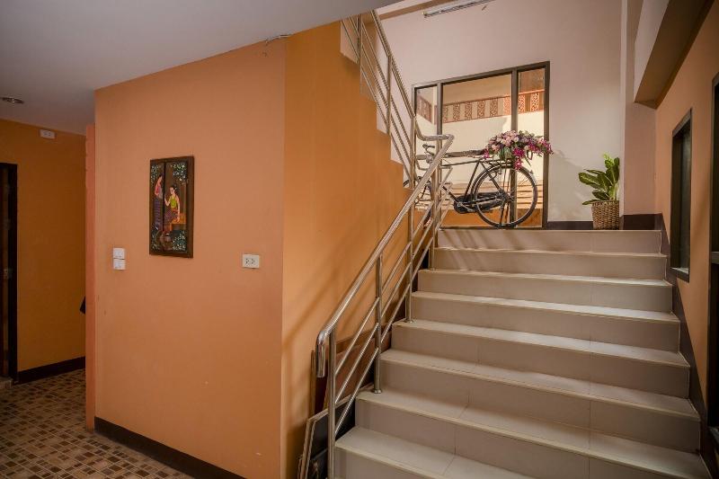 Banlanna Serviced Apartment - Lobi