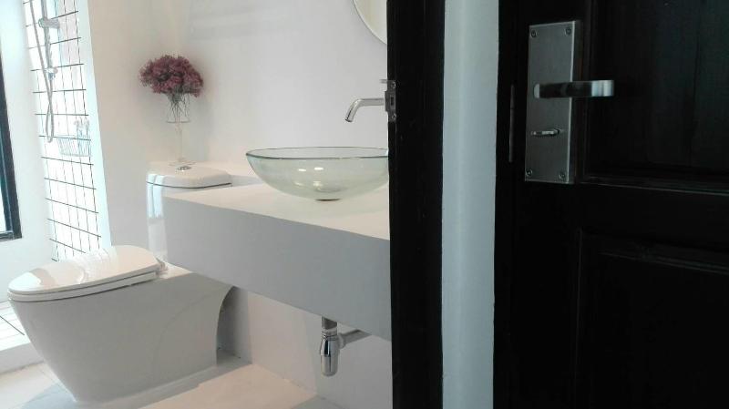 Trat 101 Hotel - Oda