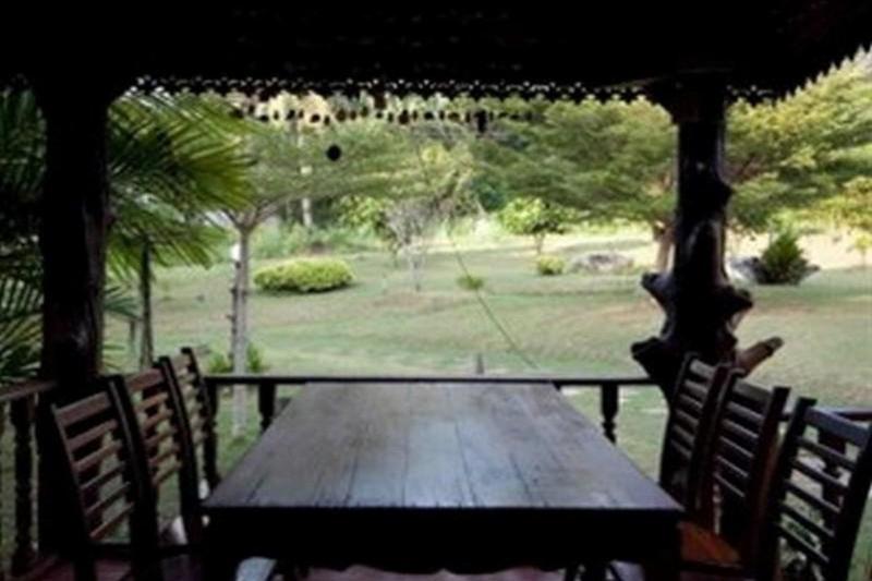 Baan Suan Homestay Koh Kood - Teras