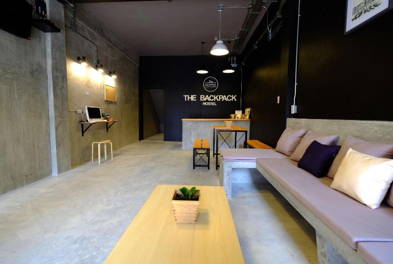 The Backpack Hostel - Lobi