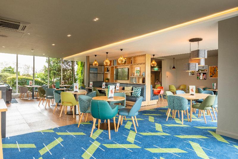 Holiday Inn Basildon - Bar