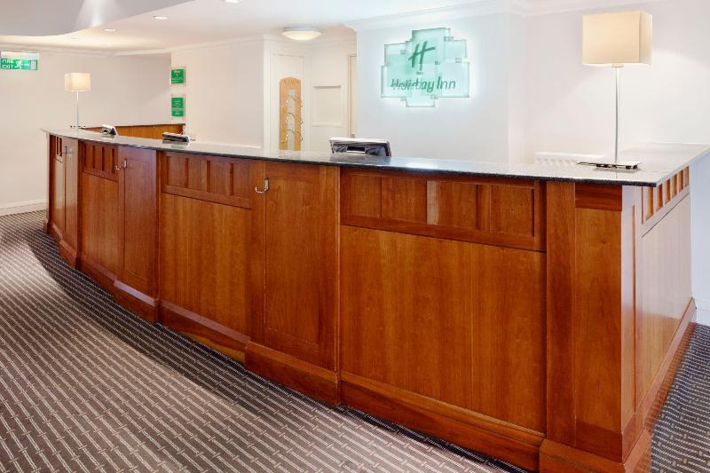 Holiday Inn Basildon - Lobi
