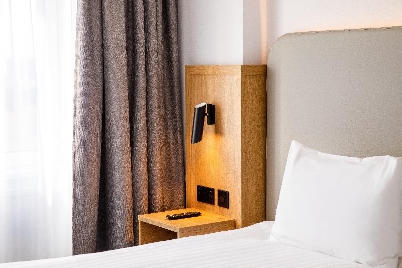 Holiday Inn Basildon - Oda