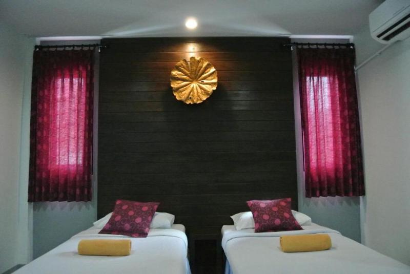 Phang Nga Guesthouse by ZUZU - Oda