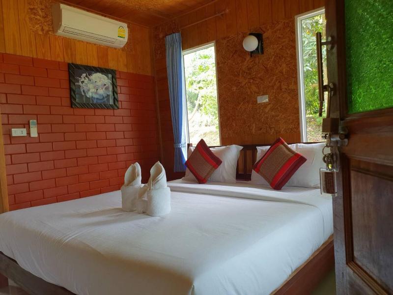 Baan Suan Hill Resort - Oda