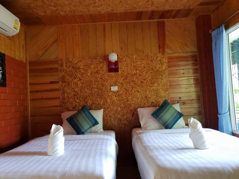 Baan Suan Hill Resort - Oda