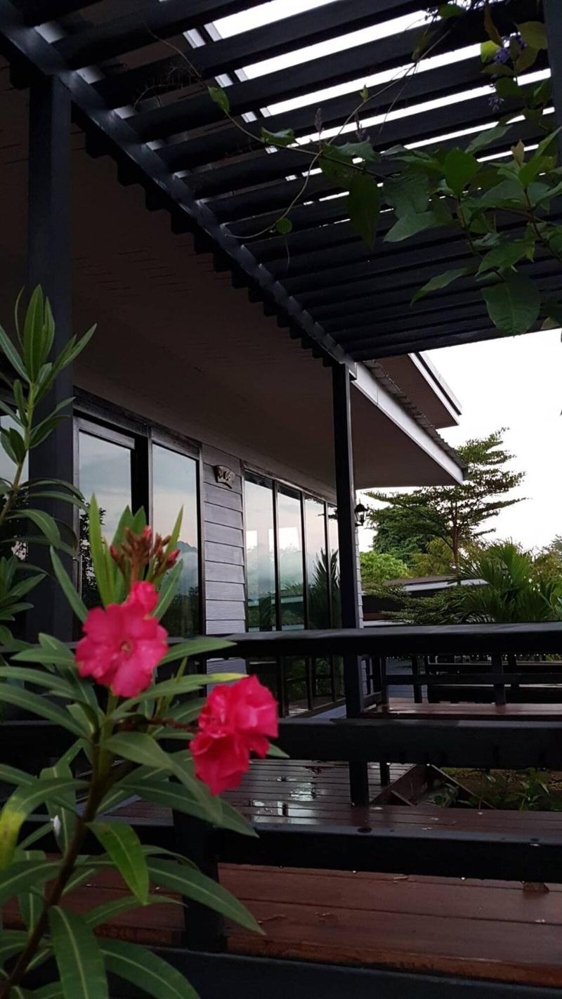 Baan Suan Hill Resort - Teras