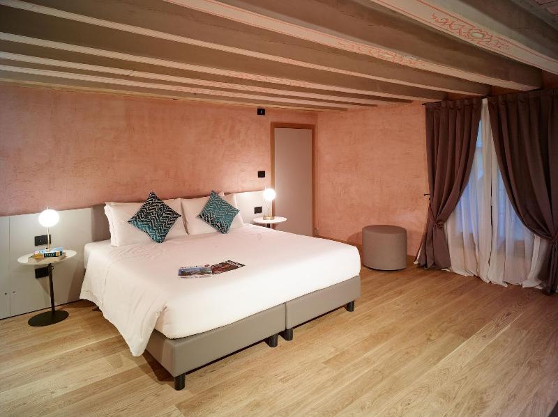 Ca' dei Proverbi Suites - Oda